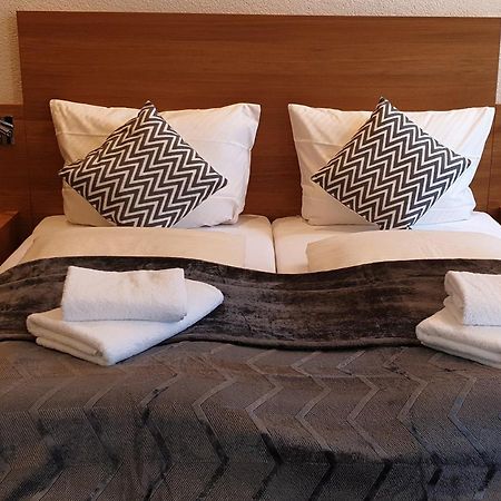 Gasthause Zur Krone Hotel Leimen  Eksteriør billede